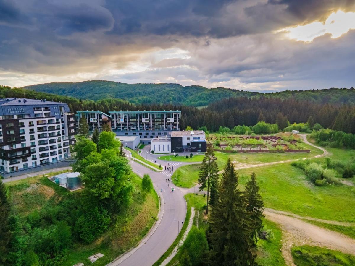 Silver Mountain Resort & Spa Пояна Брашов Екстериор снимка