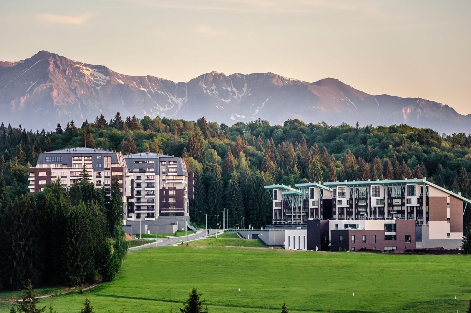 Silver Mountain Resort & Spa Пояна Брашов Екстериор снимка