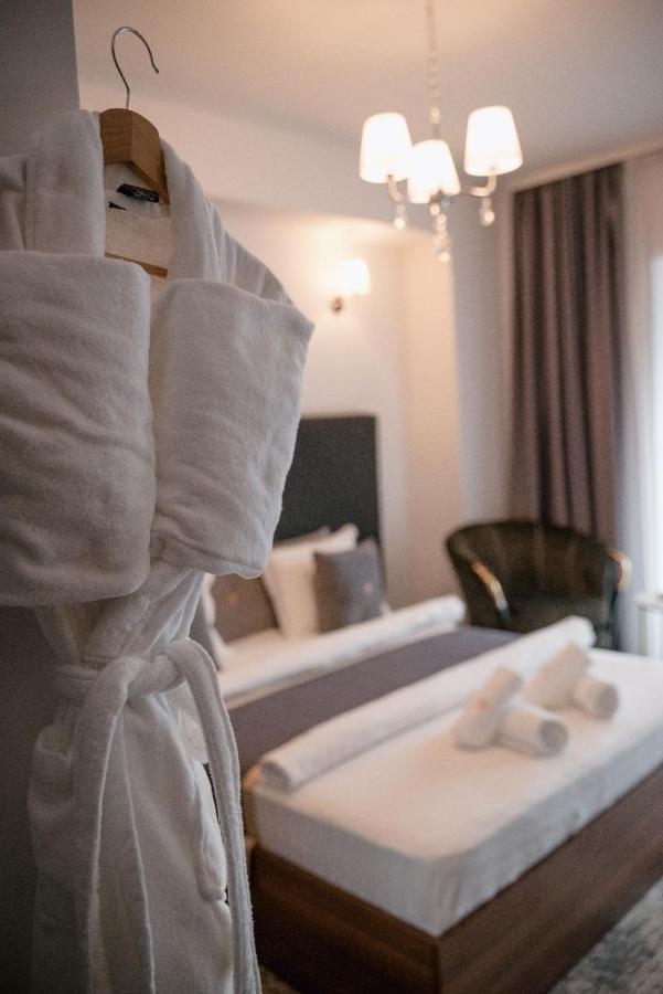 Silver Mountain Resort & Spa Пояна Брашов Екстериор снимка